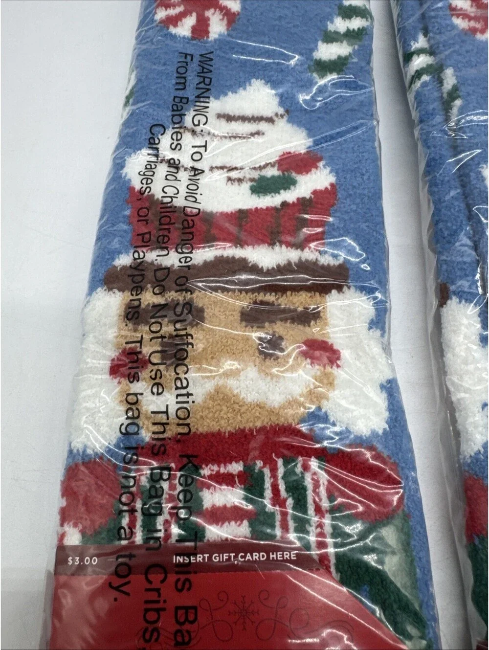 2 Pair Wondershop Men’s Cozy SUPER SOFT CREW Christmas Socks Nutcracker Giftcard